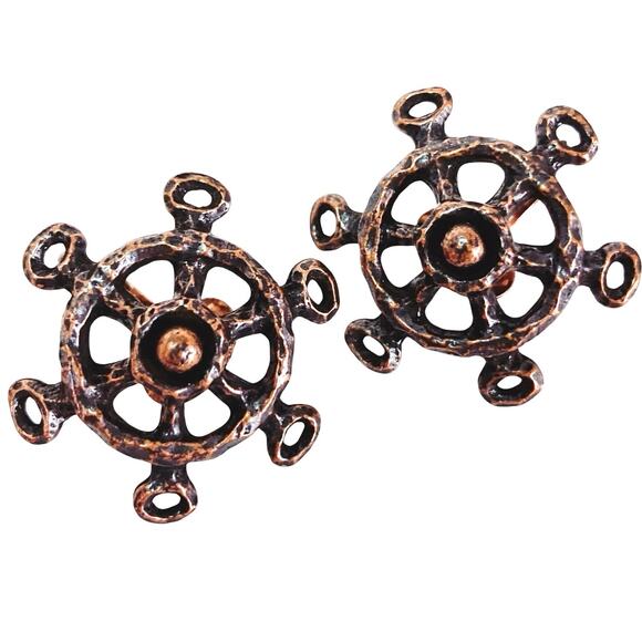Vintage Copper Tone Nautical Ship Wheel Clip On Earrings 1970s 1980s Maritime - Picture 1 of 9